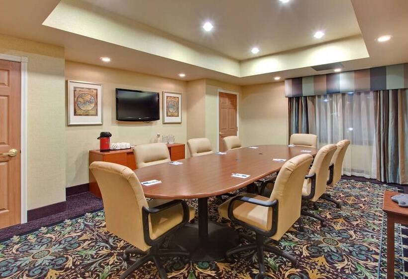ホテル Staybridge Suites Tucson Airport, An Ihg