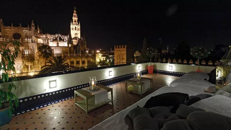هتل Suite Alcazar