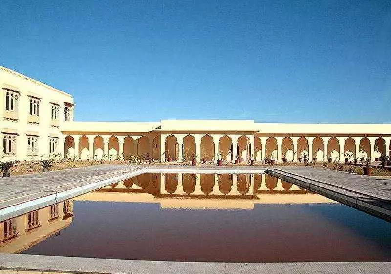 ホテル Thar Vilas