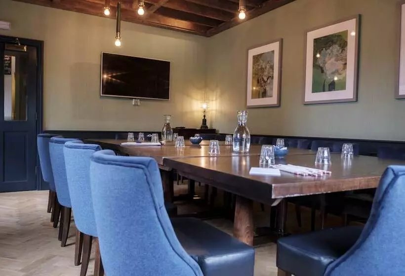 酒店 The Drayton Court