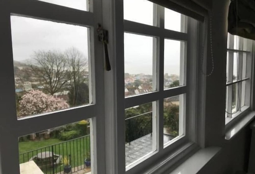 בית מלון כפרי The Mariners