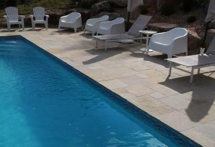 ベッドアンドブレックファースト Bergeveaux