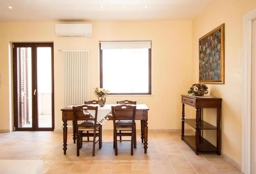 تختخواب و صبحانه Corte Dei Nobili