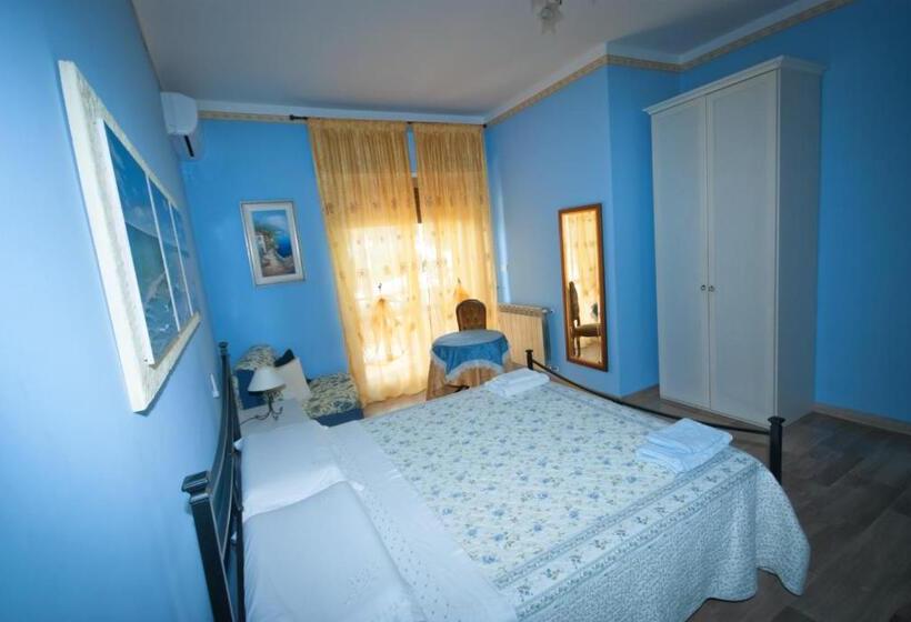 ベッドアンドブレックファースト Il Cavalluccio Marino