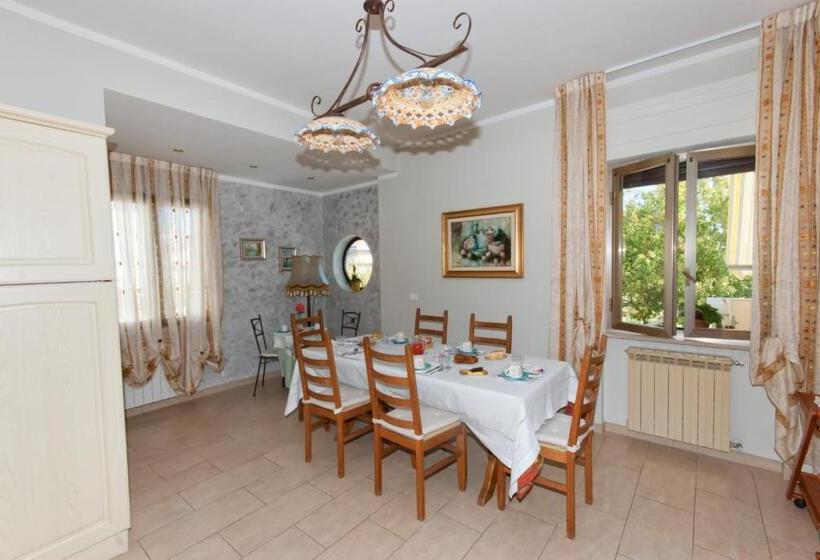 ベッドアンドブレックファースト Il Cavalluccio Marino