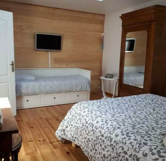 تختخواب و صبحانه Le Relais De La Praya