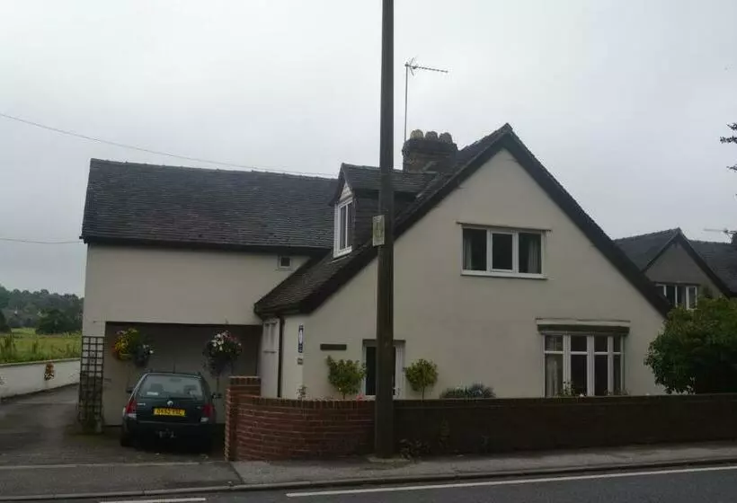 Aamiaismajoitus (B&B) The Lilacs