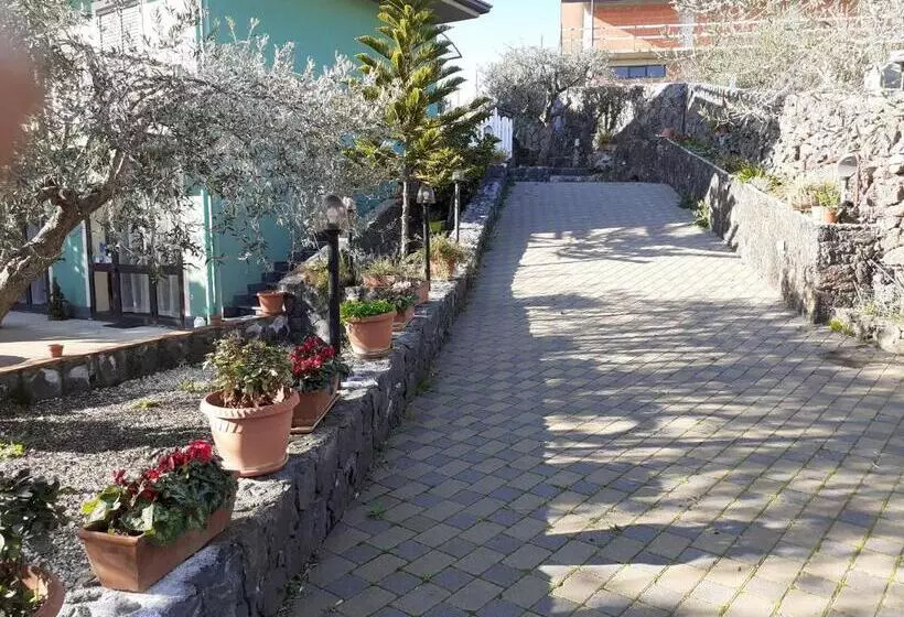 Hotelli Azienda Agricola Cuntarati