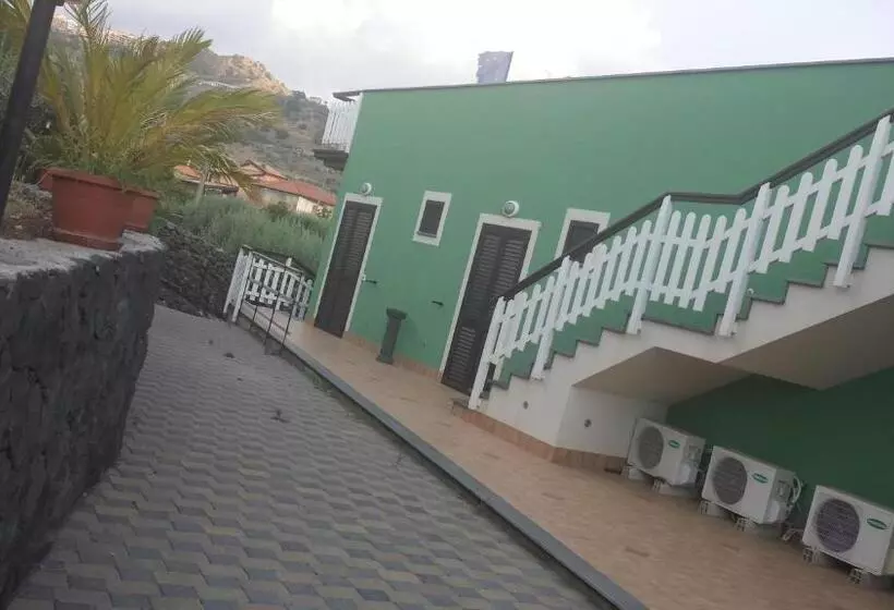 Hotelli Azienda Agricola Cuntarati