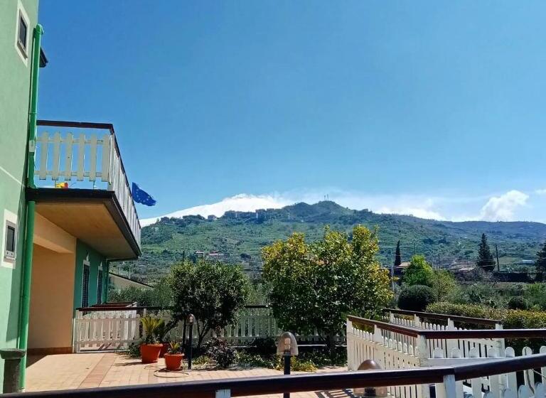 בית מלון כפרי Azienda Agricola Cuntarati