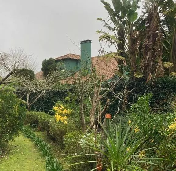 ペンション Quinta De Santana   Queimadas