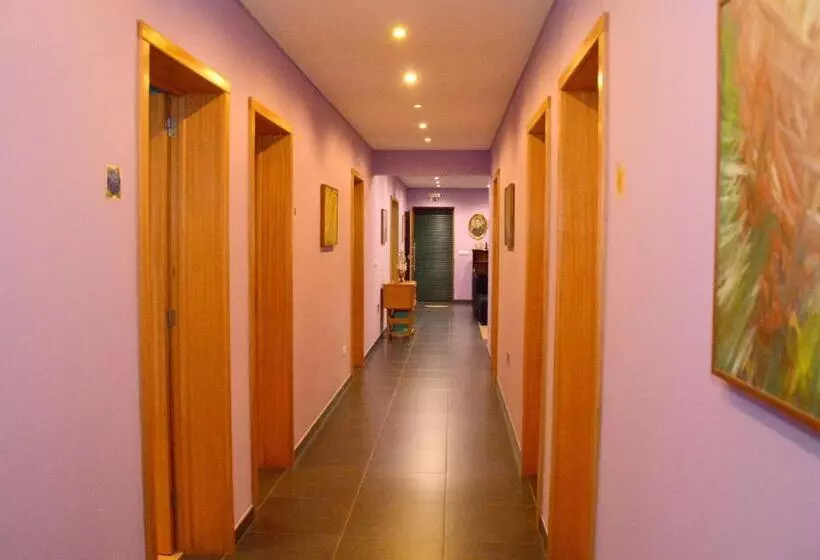 ペンション Quinta De Santana   Queimadas