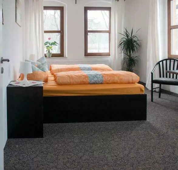 Majatalo Sefano Nossen