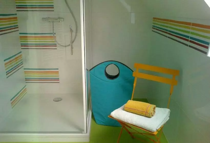 Aamiaismajoitus (B&B) Villa Lou Ann