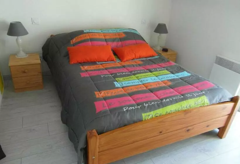 Aamiaismajoitus (B&B) Villa Lou Ann