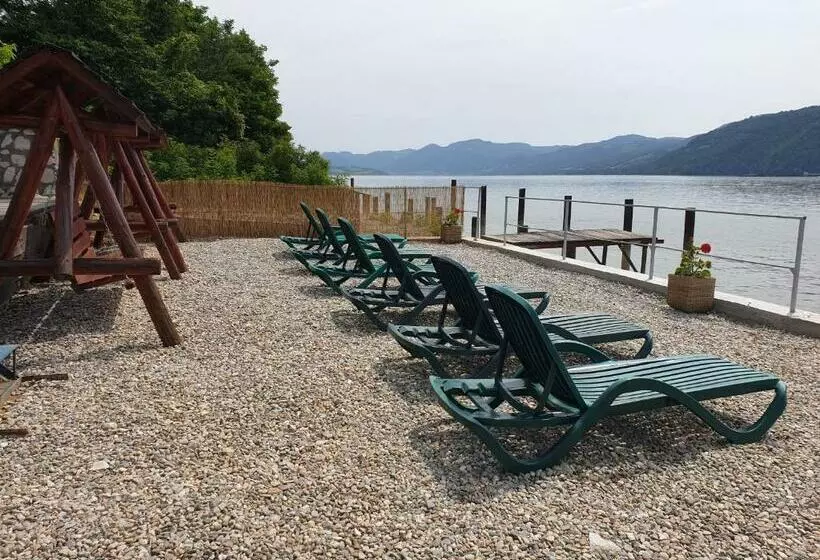ペンション Casa Ana Serena