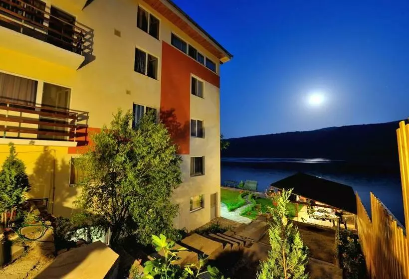 ペンション Casa Ana Serena