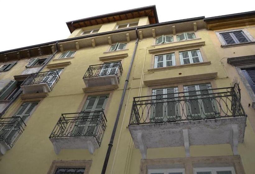 پانسیون Dimora 4 Spade