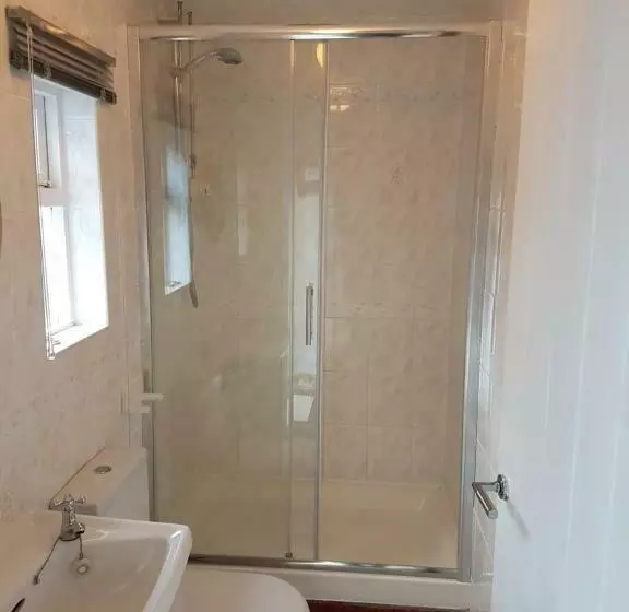 ペンション Farne Lodge