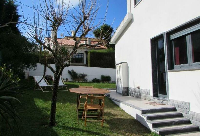 膳宿费 Moradia No Seixal Ericeira