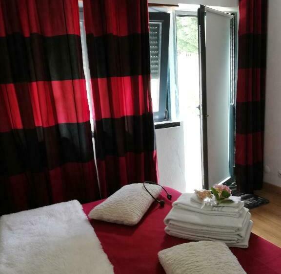 膳宿费 Moradia No Seixal Ericeira