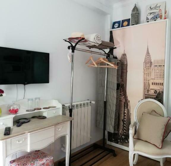 膳宿费 Moradia No Seixal Ericeira