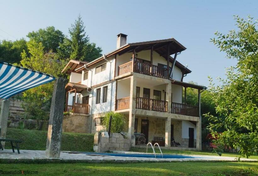 ペンション Neda S House