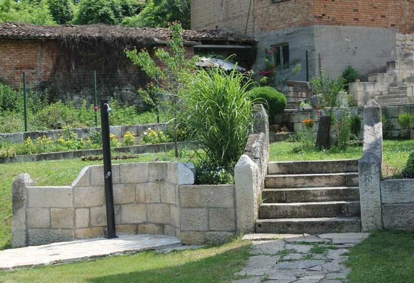 ペンション Neda S House