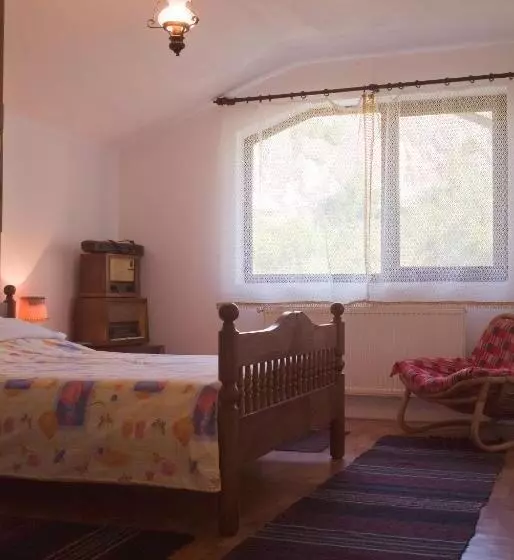 ペンション Neda S House