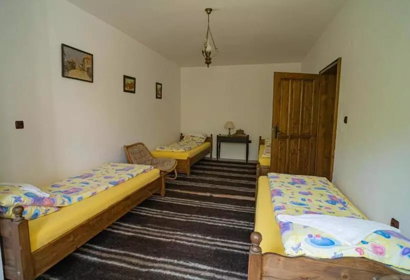 ペンション Neda S House