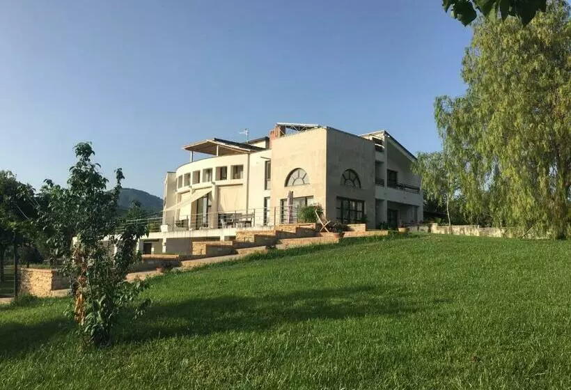 Aamiaismajoitus (B&B) Corbezzolo