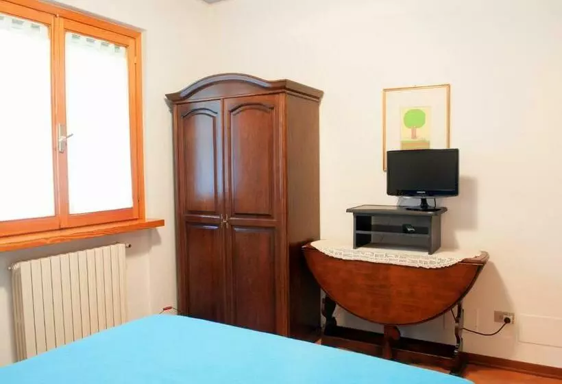 تختخواب و صبحانه La Casa Dei Boschi