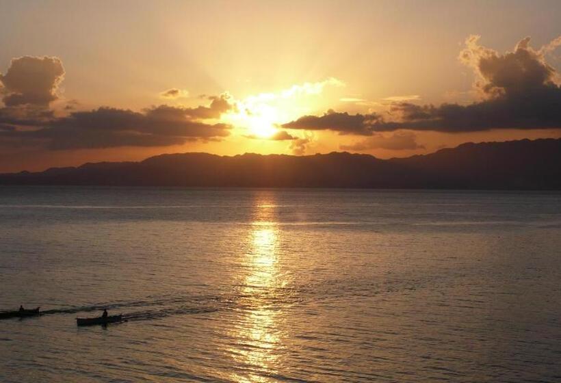 Blue Star Dive And Resort