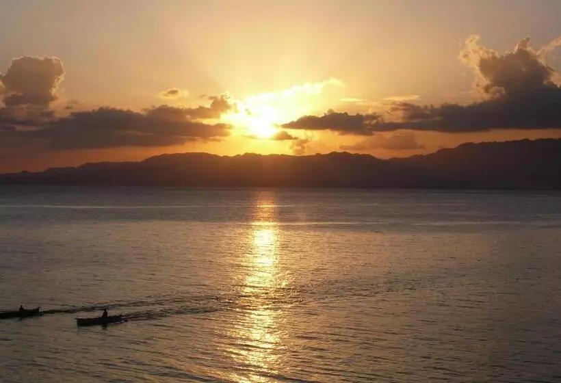 Blue Star Dive And Resort