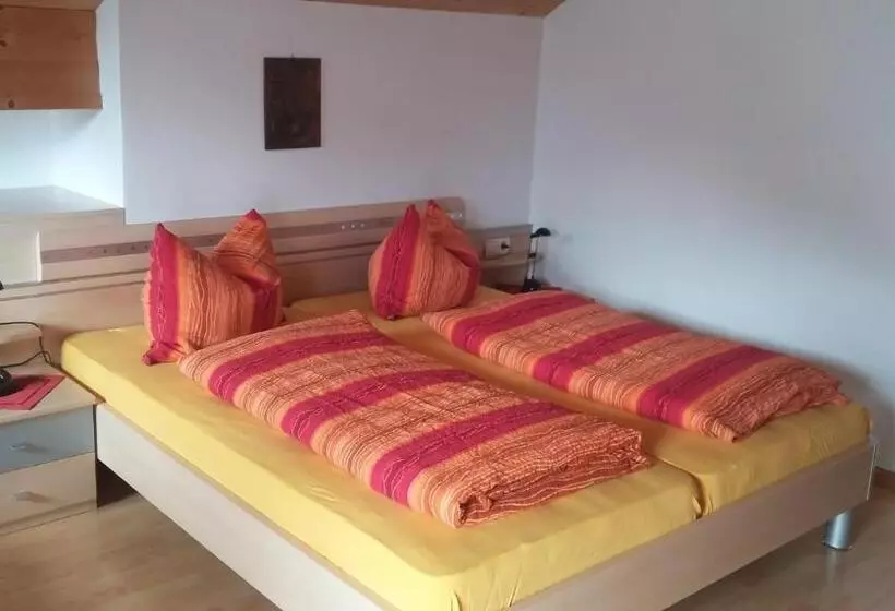 Hotelli Roanerhof