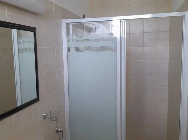 پانسیون Villa Osumare Guest House