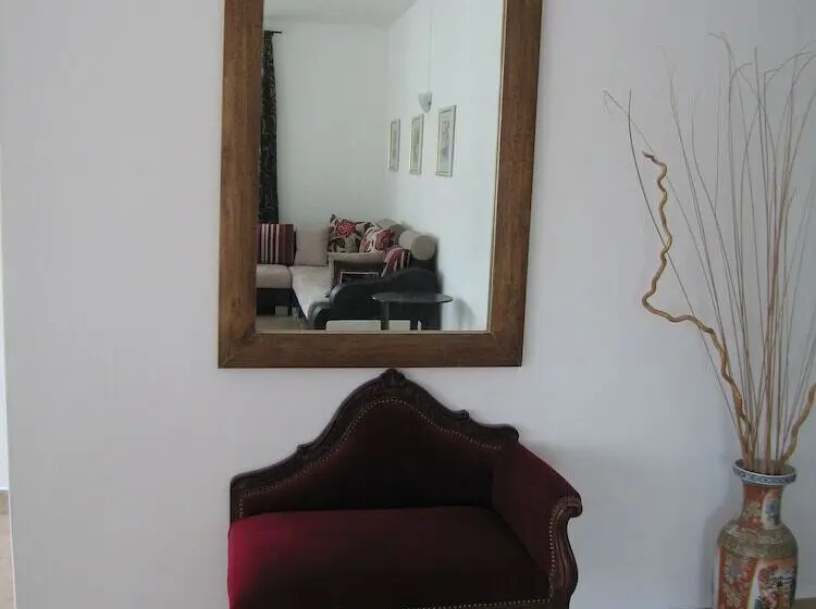 پانسیون Villa Osumare Guest House