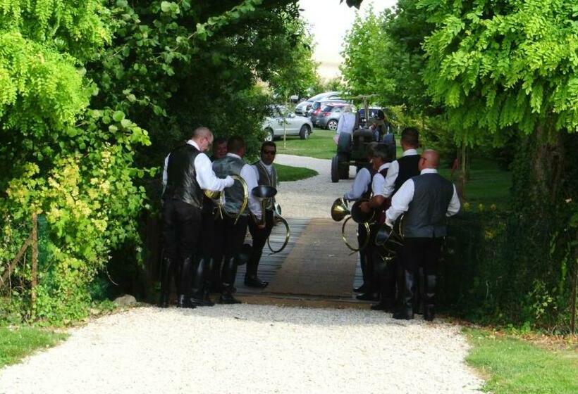 مبيت وإفطار Le Château De Mon Père