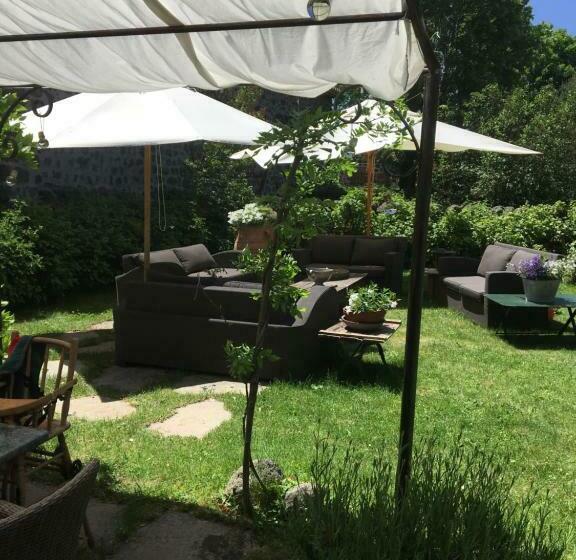 ベッドアンドブレックファースト Le Potala