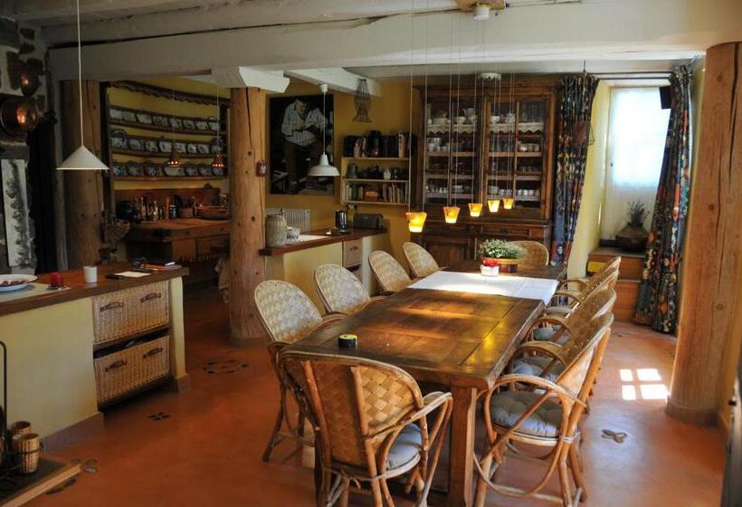 ベッドアンドブレックファースト Le Potala