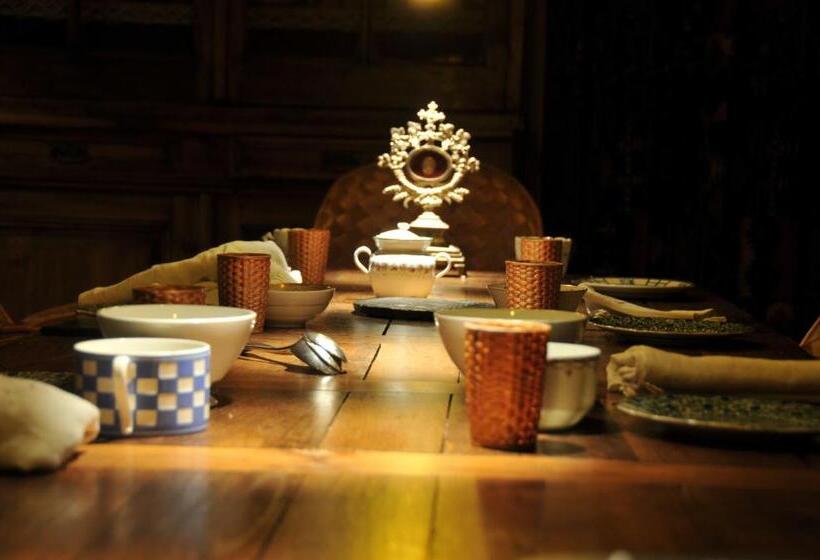 ベッドアンドブレックファースト Le Potala