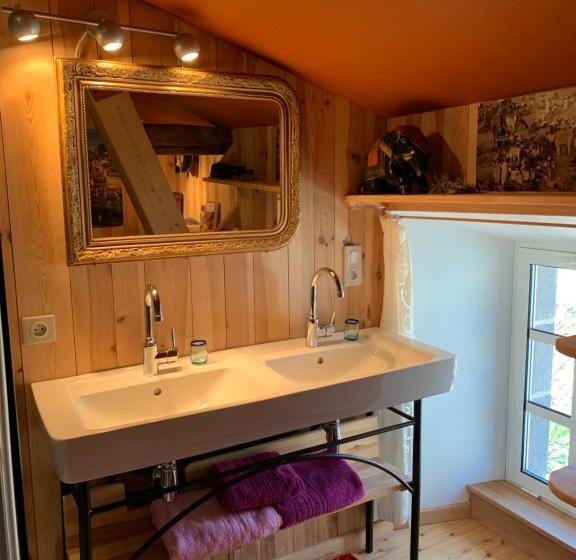 ベッドアンドブレックファースト Le Potala