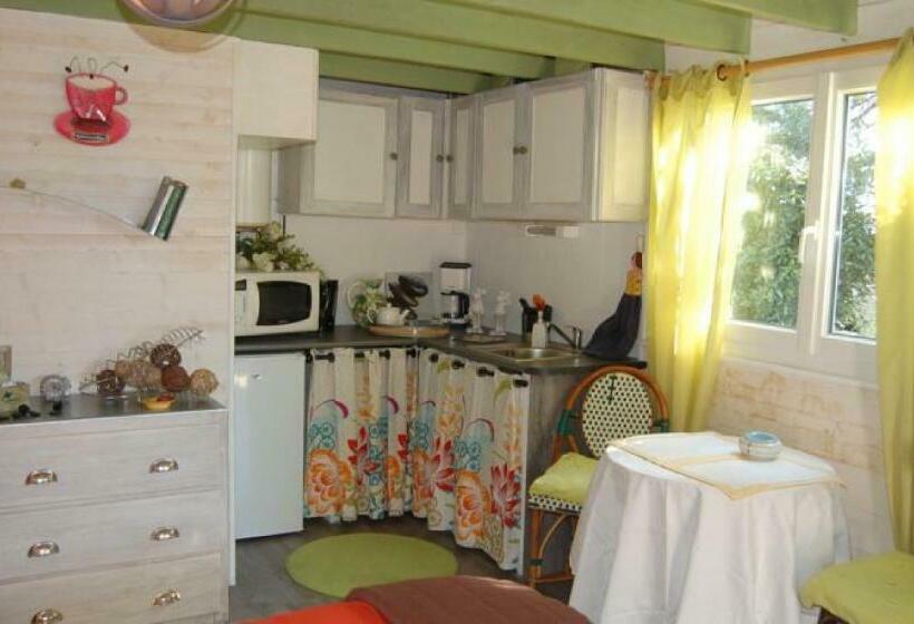 مبيت وإفطار Les Chambres De Kerzerho