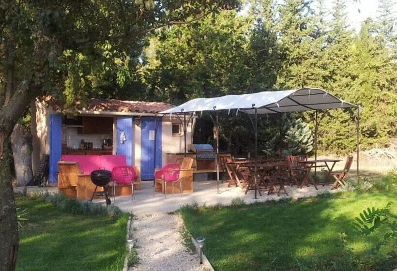 Aamiaismajoitus (B&B) Masmazan