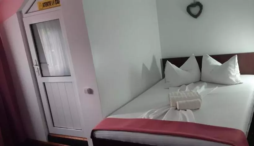 پانسیون Casa David