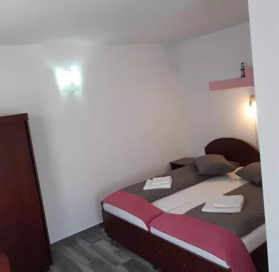 پانسیون Casa David