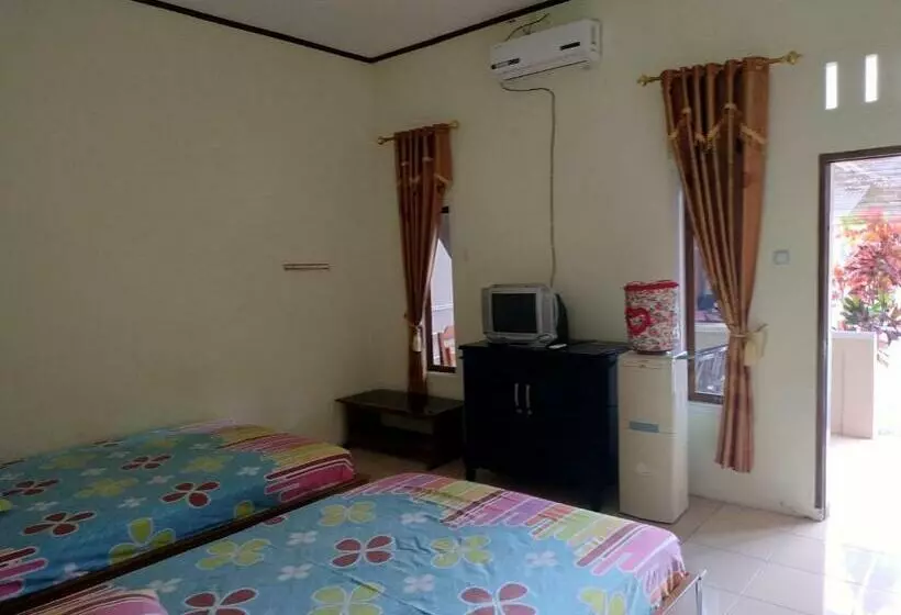 Pensiune Putra Sindang Asih