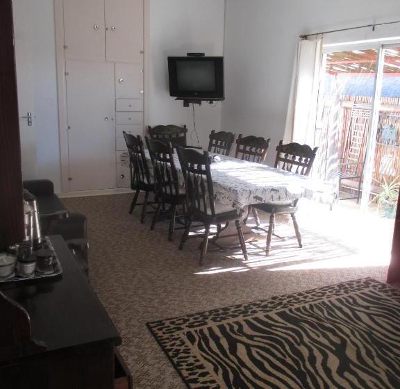 פנסיון The Overlook