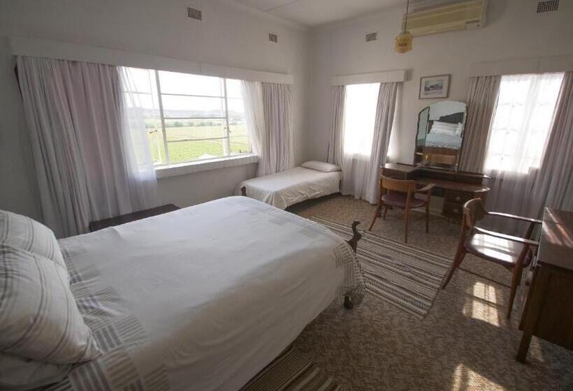 פנסיון The Overlook