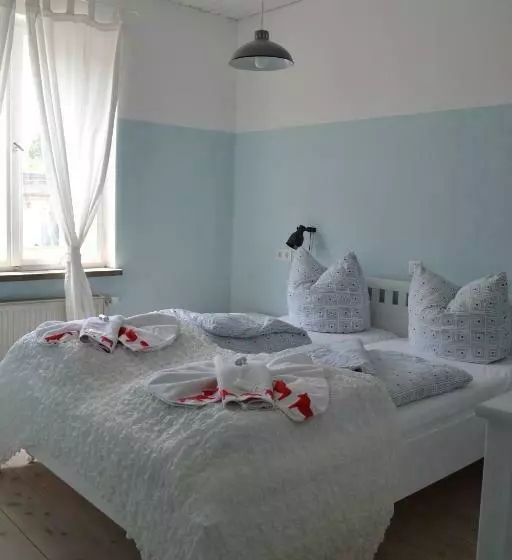 پانسیون Wassersportzentrum Alte Feuerwache